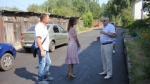 Александр Плотников проверил ход работ по благоустройству дворовых территорий