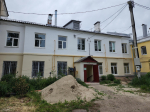 Отремонтированный дом украсил центр города