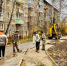 Рабочие обновляют тротуары во 2-м микрорайоне Егорьевска - Regions.Ru